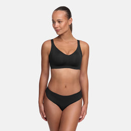 Bezszwowy biustonosz push-up Compact