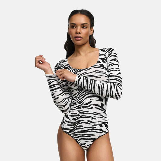 Body reductor moldeador de manga larga con tanga