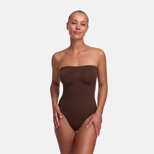 Naadloze corrigerende bodysuit met string