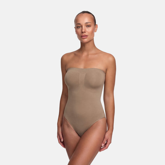 Naadloze corrigerende bodysuit met string