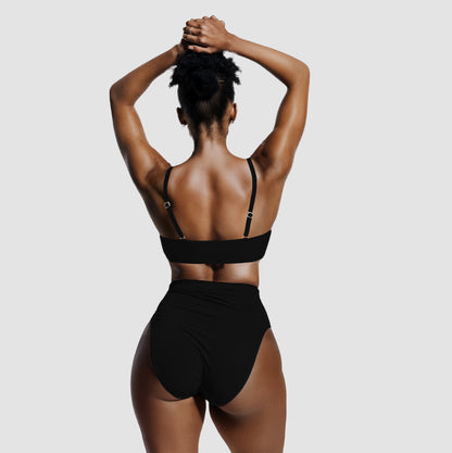 Twist bikini met corrigerend bikinibroekje