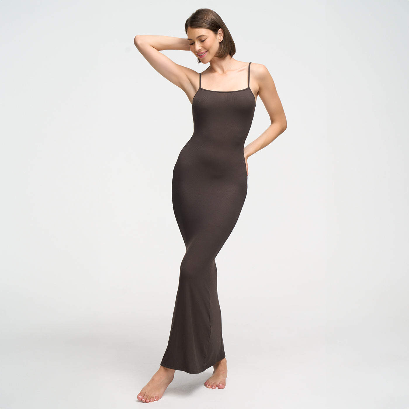 Vestido maxi de canalé con tirantes finos